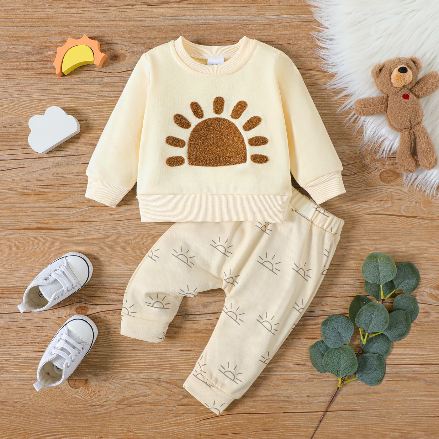 

2pcs Baby Boy/Girl Long-sleeve Sun Graphic Pullover and Pants Set