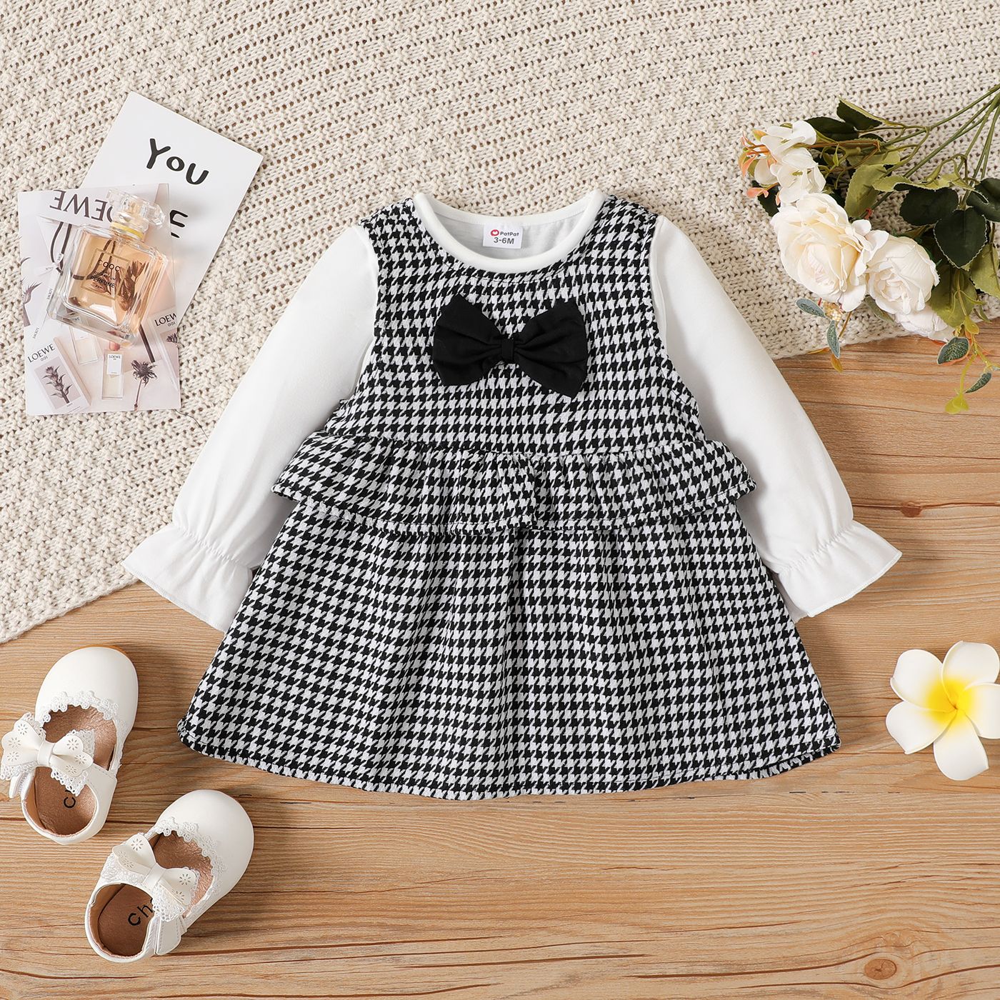 

2pcs Baby Girl Solid Long Tee and Bow Front Ruffle Trim Gingham Tank Dress Set