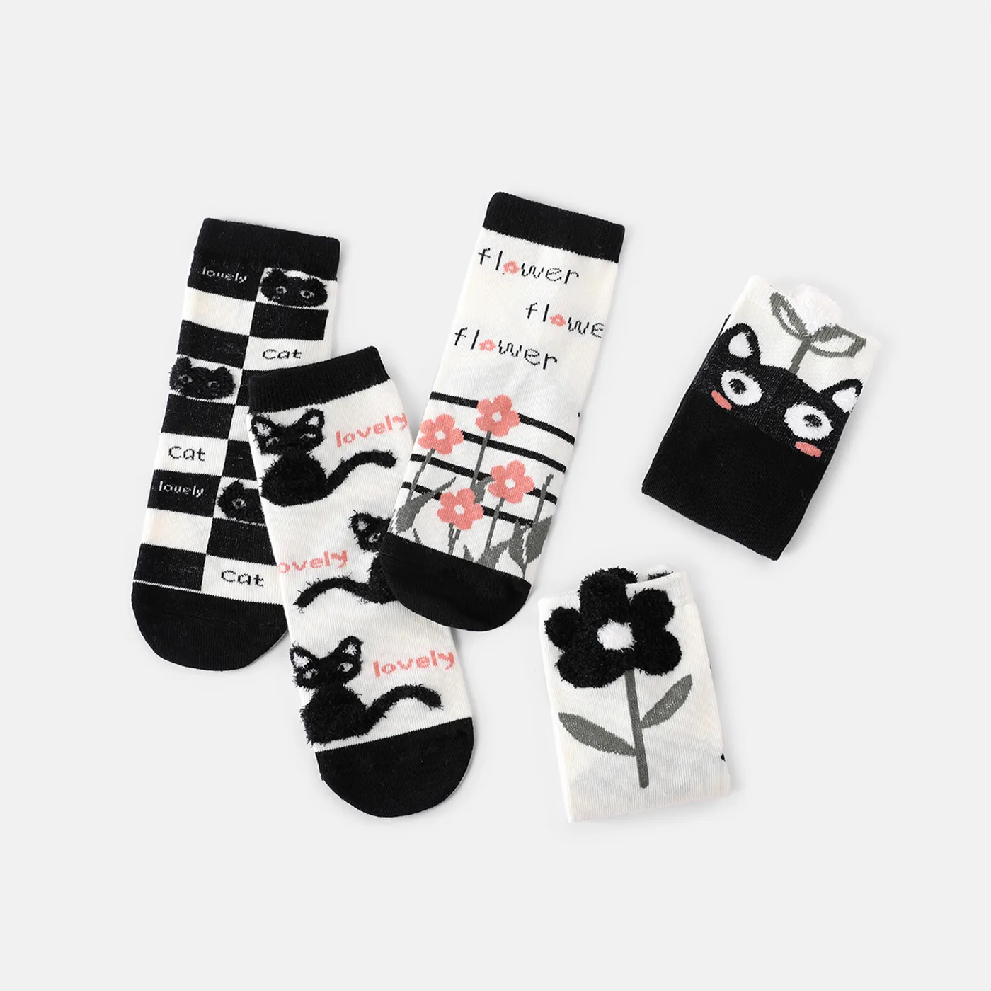 Conjunto de 5 pares de meias infantis com estampa floral e animal print  image 5