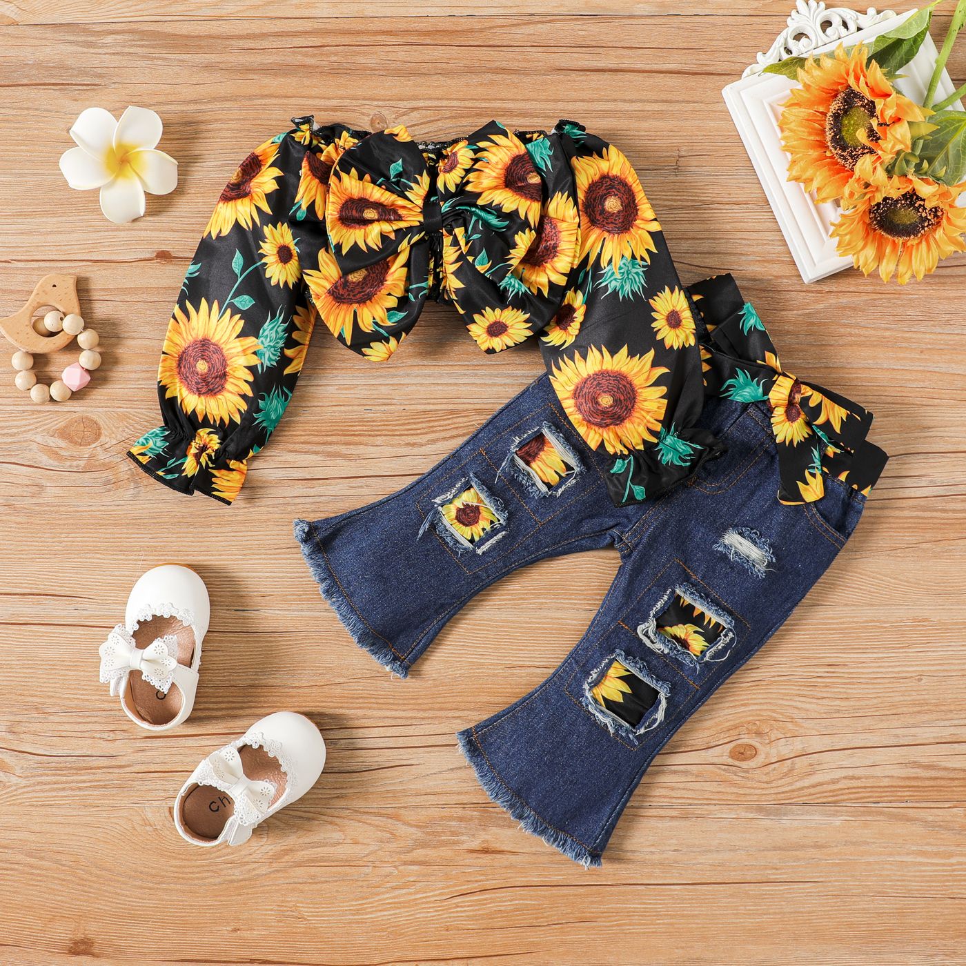 3pcs Baby Girl Ripped Flared Jeans and Allover Sunflower Print Off Shoulder Long-sleeve Bow Front Crop Top & Belt Set