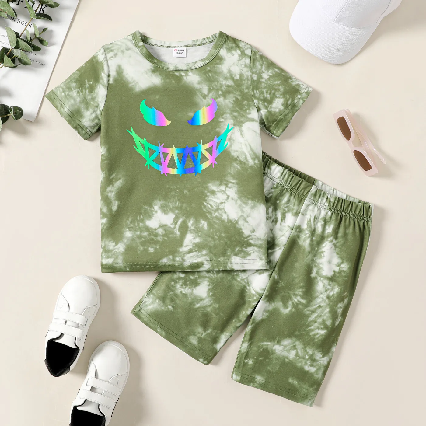 2pcs Kid Boy Tie Dyed Reflective Laser Short-sleeve Tee and Elasticized Shorts Set Green big image 1