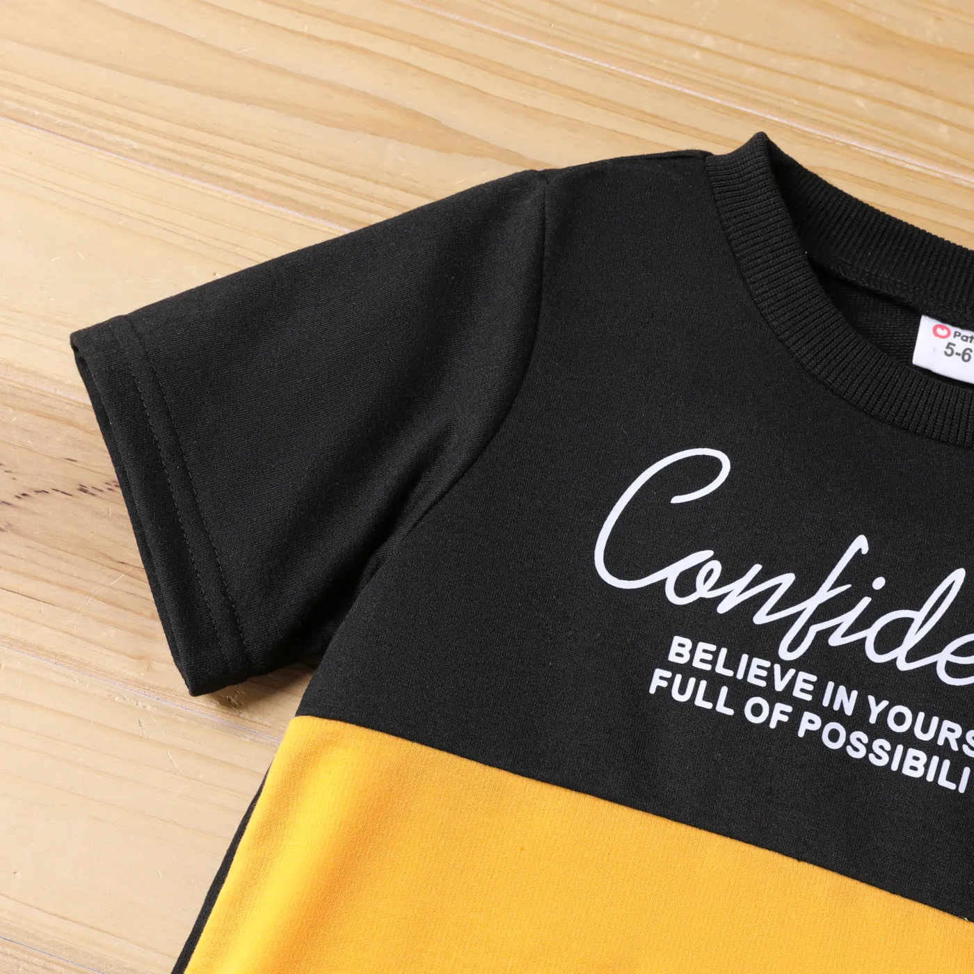 2pcs Kid Boy Letter Print Colorblock Short-sleeve Tee and Elasticized Pants Set Ginger image 3