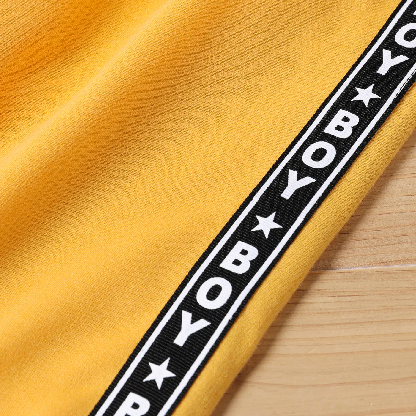 2pcs Kid Boy Letter Print Colorblock Short-sleeve Tee and Elasticized Pants Set Ginger image 5