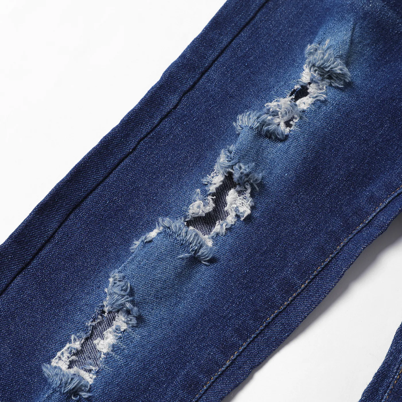 Kid Girl Elasticized Ripped Denim Skinny Jeans  image 4