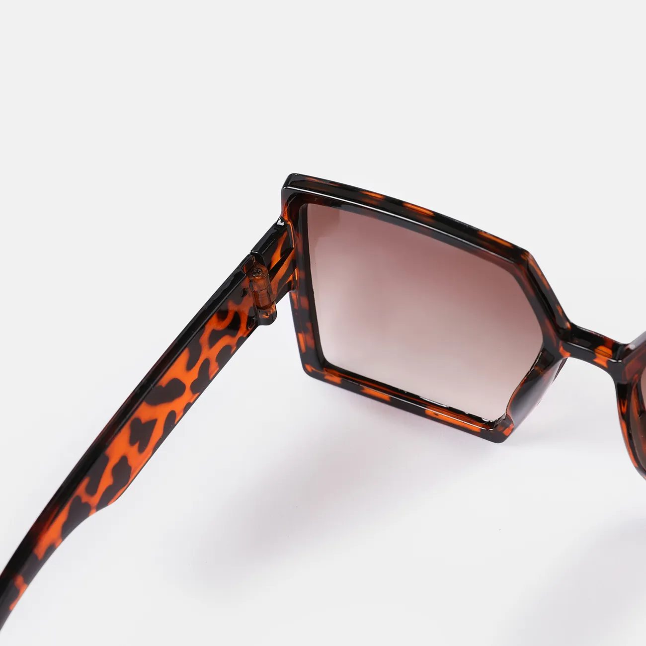 óculos de lentes coloridas com armação de leopardo para mãe e para mim (cor da caixa de óculos aleatória) Castanho big image 1