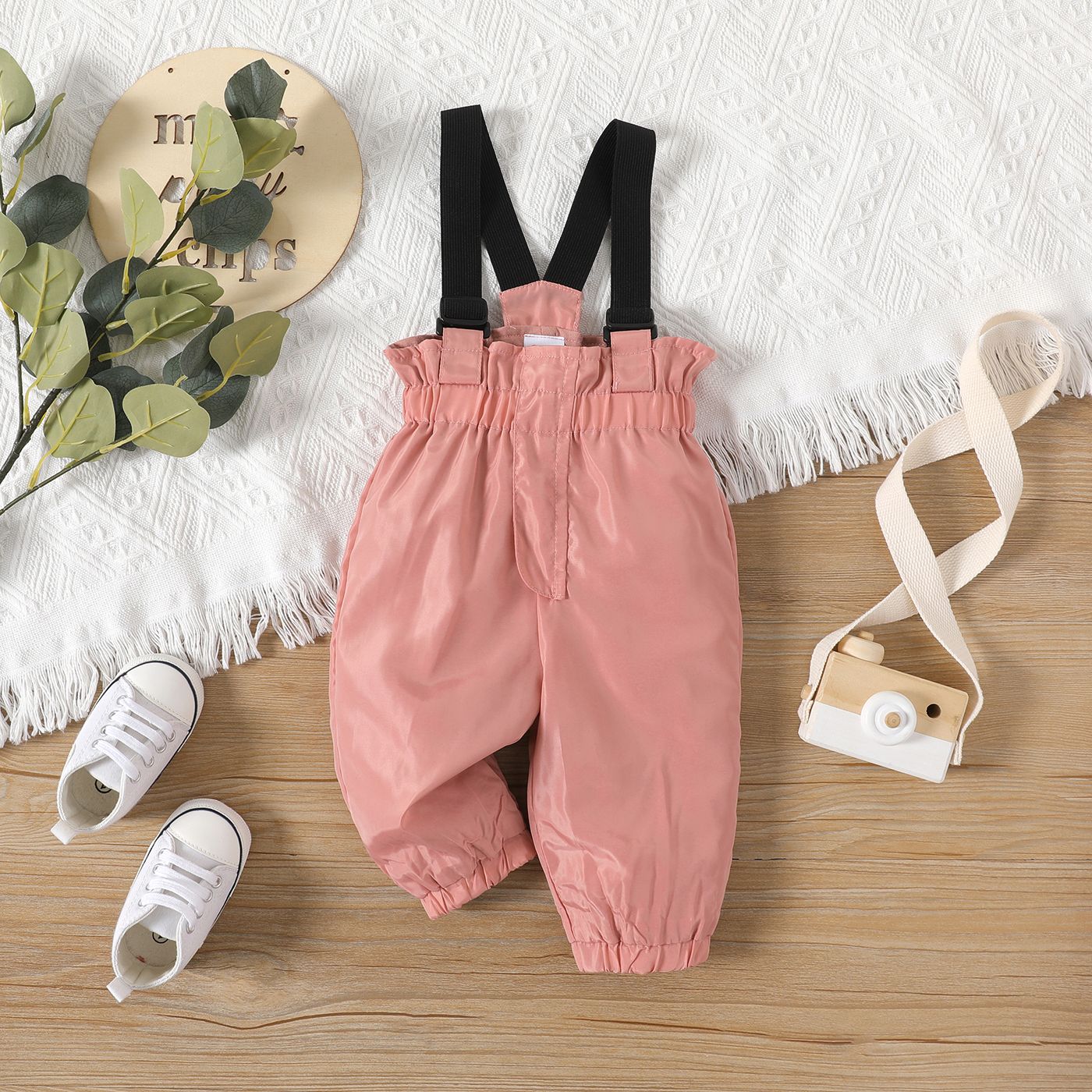 

Baby Girl Adjustable Solid Suspender Pants
