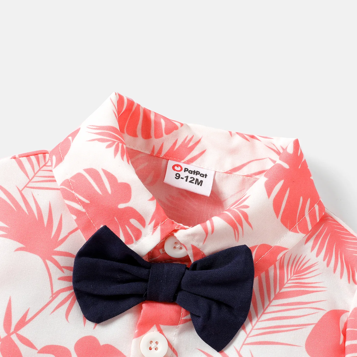 2pcs Baby Boy 100% Cotton Solid Pants and Allover Palm Leaf Print Bow Tie Decor Short-sleeve Shirt Set Colorful image 3