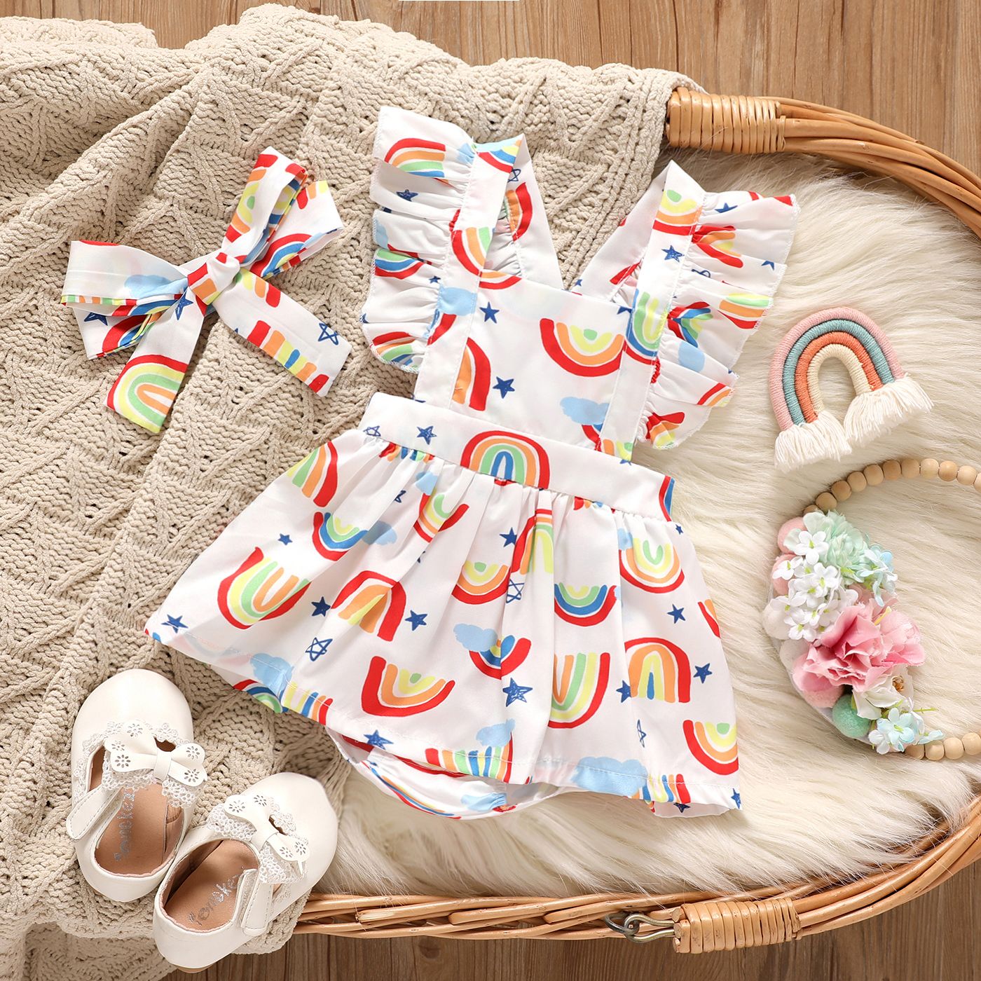 

2pcs Baby Girl Allover Rainbow Print Ruffle Trim Sleeveless Romper & Headband Set