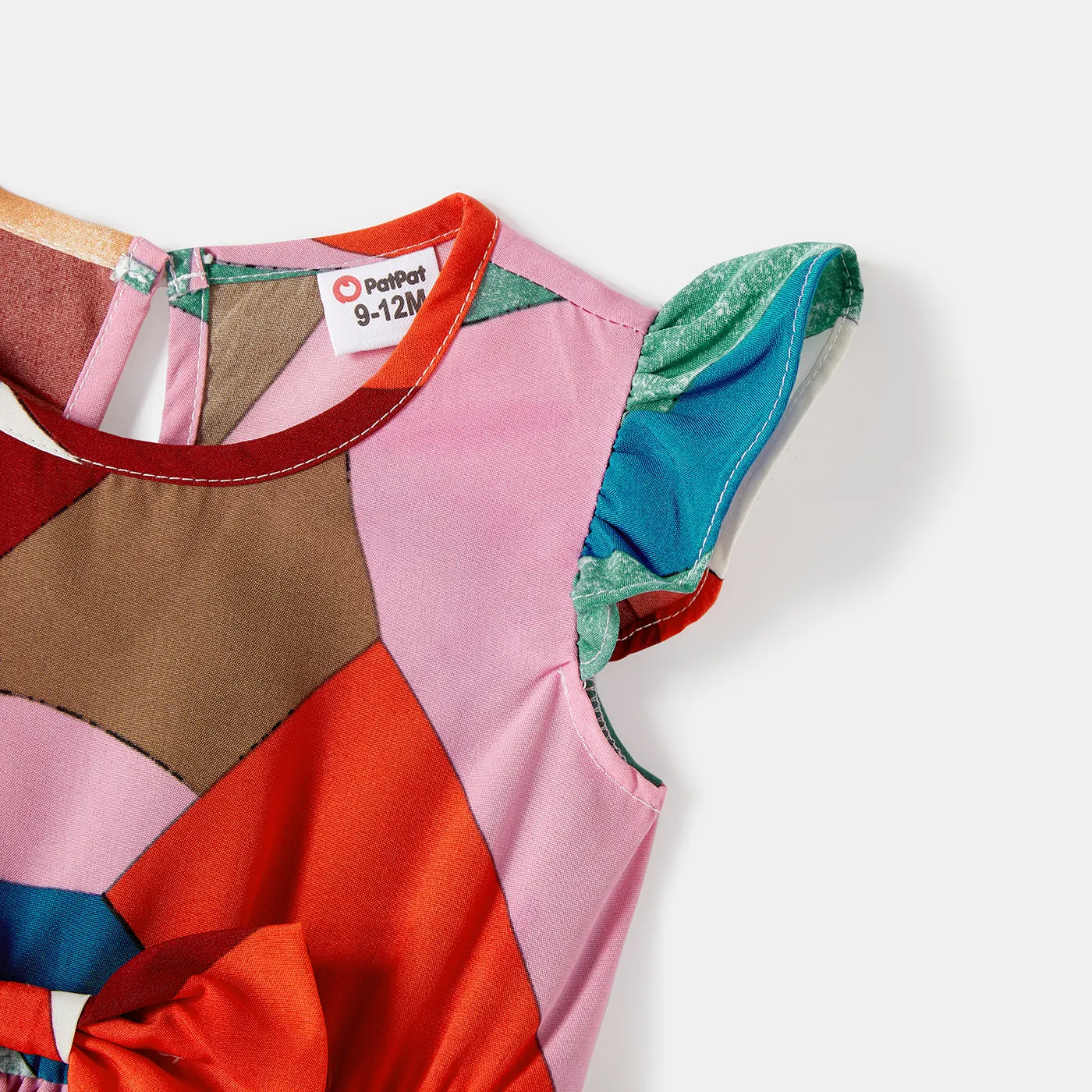 Family Matching Allover Geo Print Belted Cami Dresses and Short-sleeve Spliced T-shirts Sets  image 3