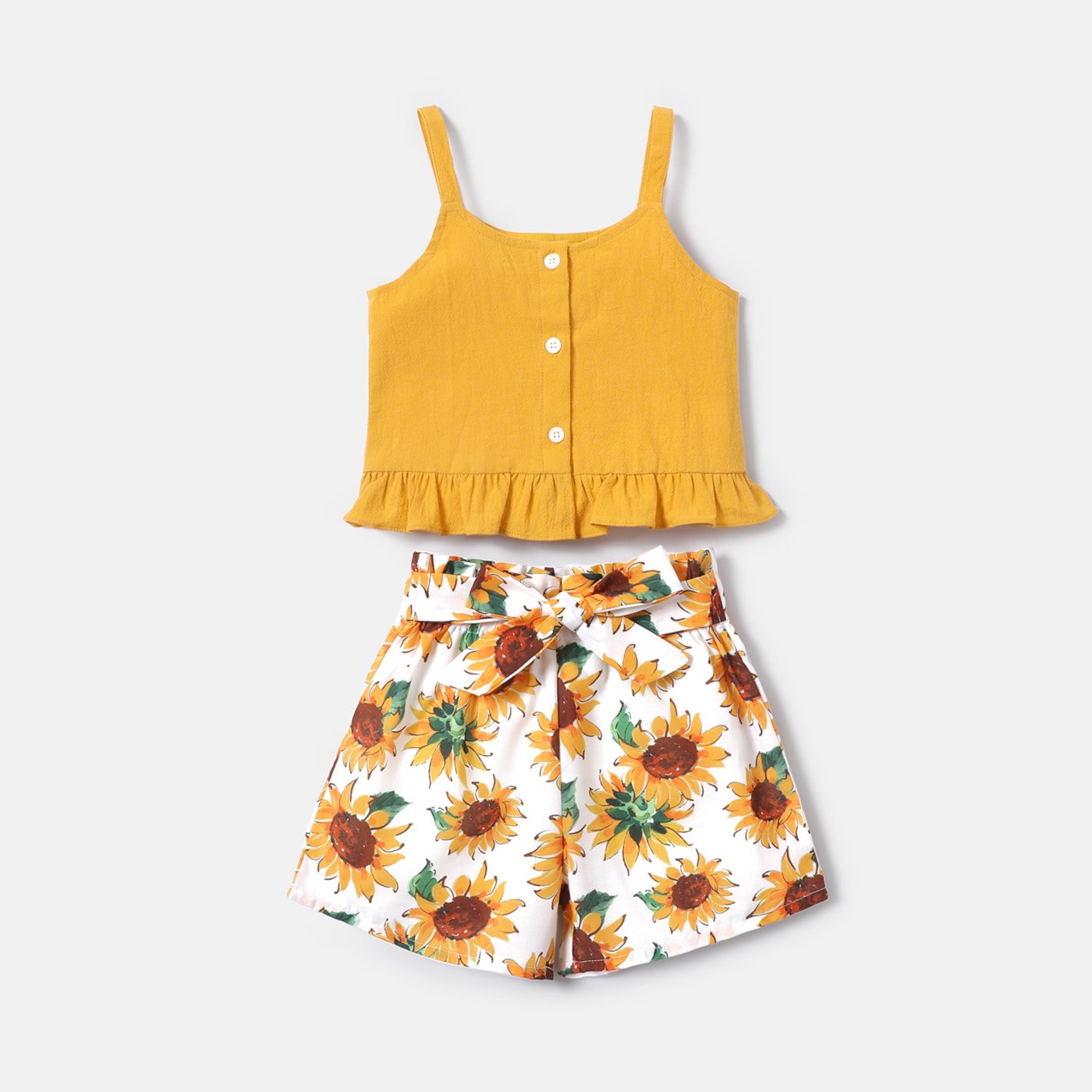 

2pcs Toddler Girl Button Design Ruffle Hem Cotton Camisole and Floral Print Belted Shorts Set