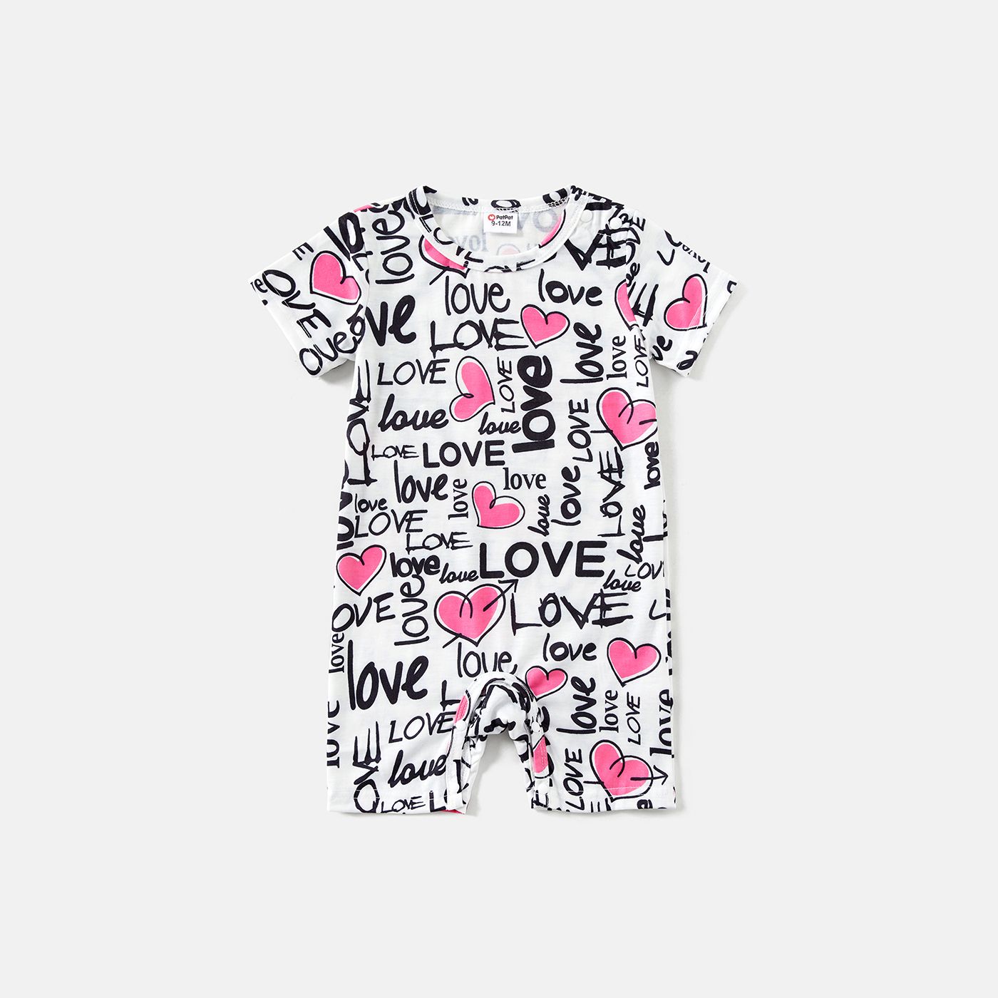 Family Matching Allover Heart & Letter Print Drawstring Ruched Bodycon Dresses and Short-sleeve T-sh