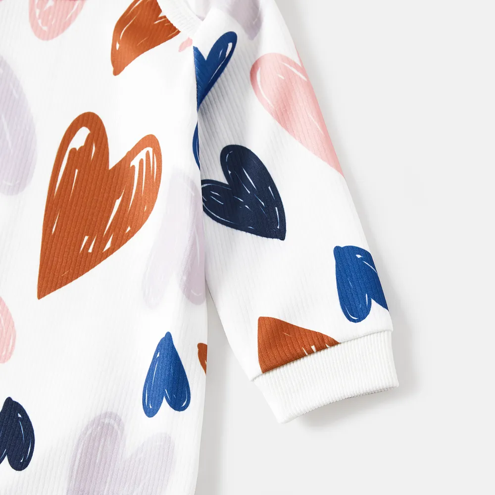 Family Matching Allover Heart Print and Colorblock Ribbed Long-sleeve Sweatshirts big image 4