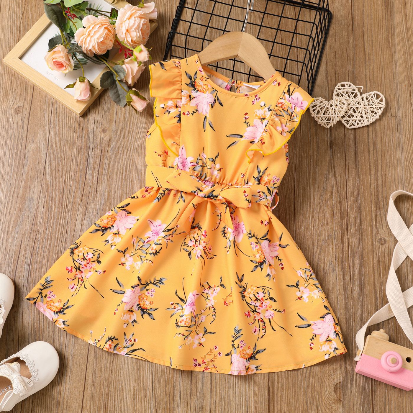 

Toddler Girl Sweet Floral Print Ruffled Sleeveless Dress
