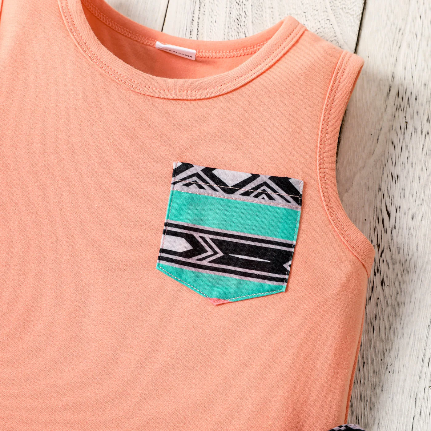 2pcs Toddler Boy Trendy Pocket Design Tank Top and Exotic Shorts Set  image 3