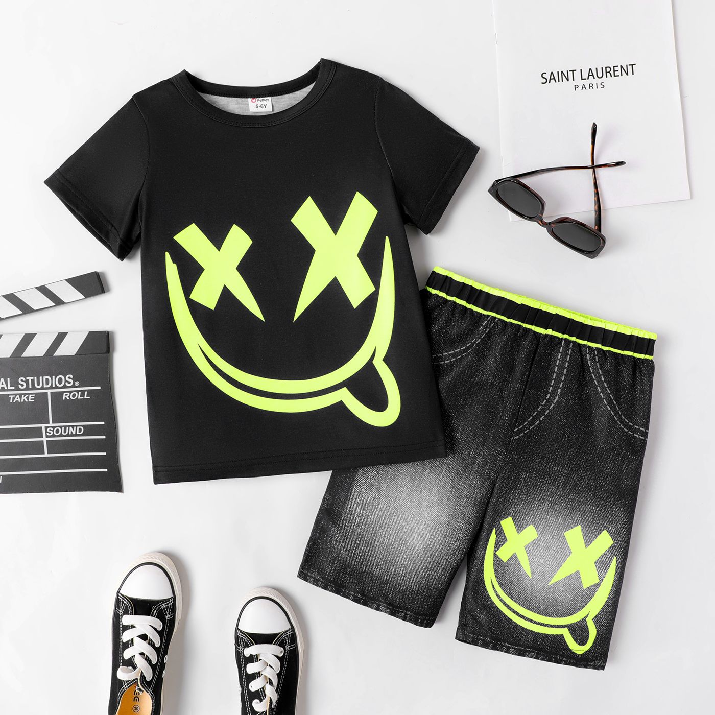 

2pcs Kid Boy Face Graphic Short-sleeve Tee and Shorts Set