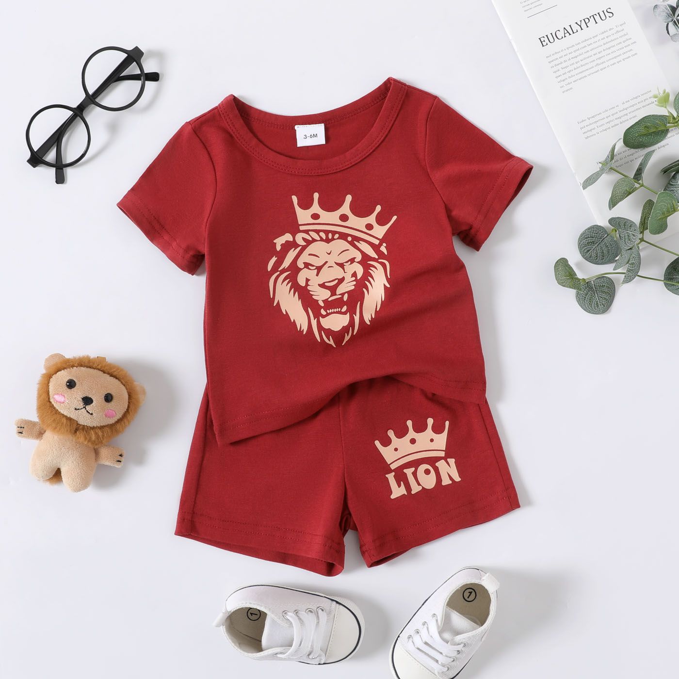 

2pcs Baby Boy Lion Print Short-sleeve Tee & Shorts Set