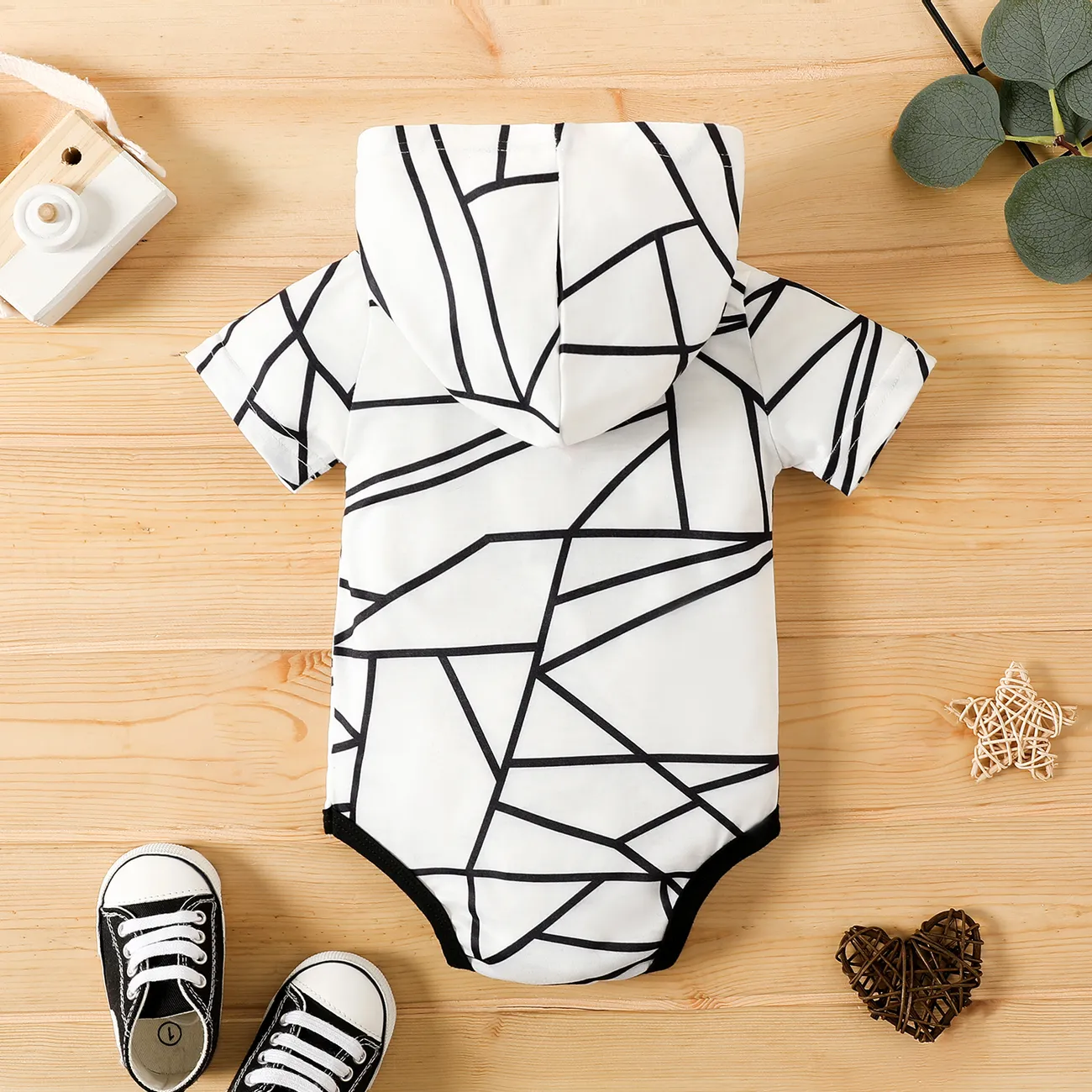 Baby Boy/Girl Badge Detail Allover Geo Print Hooded Short-sleeve Romper or Pants White-A big image 1