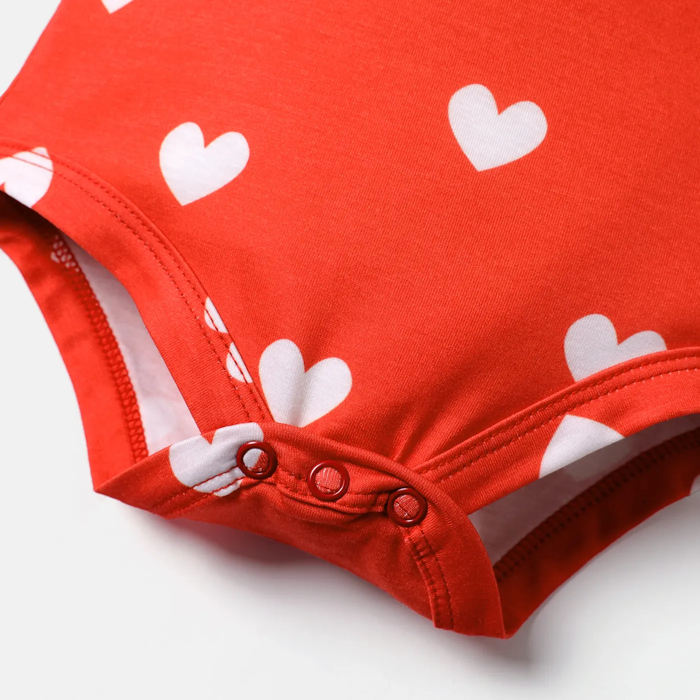 Valentine's Day Baby Girl Allover Heart Print Bow Decor Flutter-sleeve  Naia™ Romper Red image 6