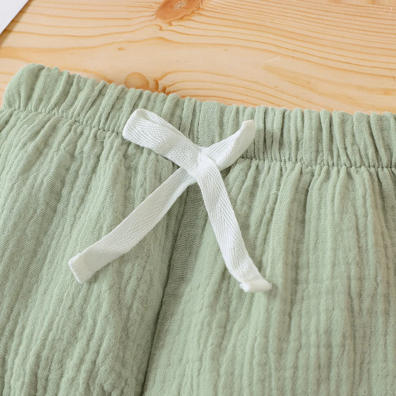 Baby Boy/Girl 100% Cotton Crepe Bow Detail Solid Shorts Pale Green big image 1