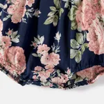 Family Matching Cotton Short-sleeve Spliced Tee and Allover Floral Print Flutter-sleeve Belted Dresses Sets  image 3