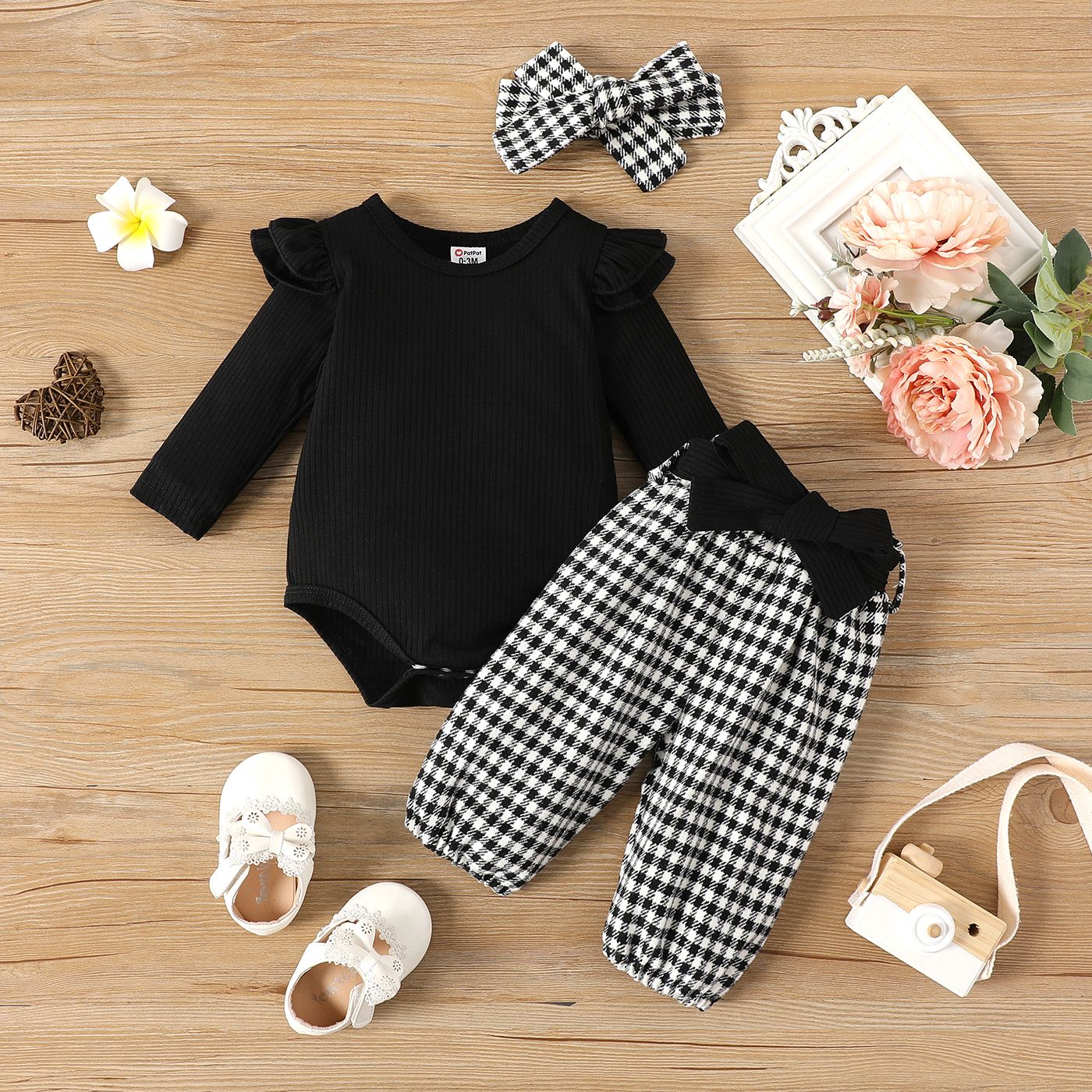 

3pcs Baby Girl Solid Ribbed Ruffle Long-sleeve Romper and Bow Front Houndstooth Pants & Headband Set