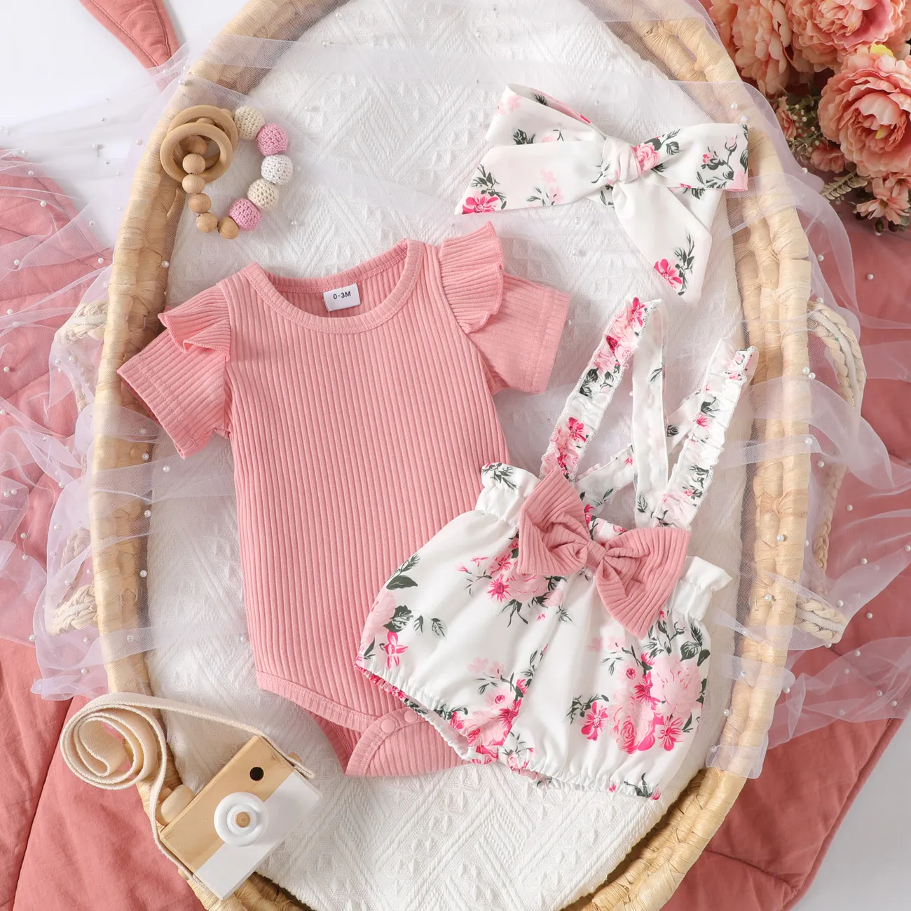 3pcs Baby Girl Solid Cotton Ribbed Ruffle Short-sleeve Romper and Floral Print Suspender Shorts & Headband Set Pink big image 1