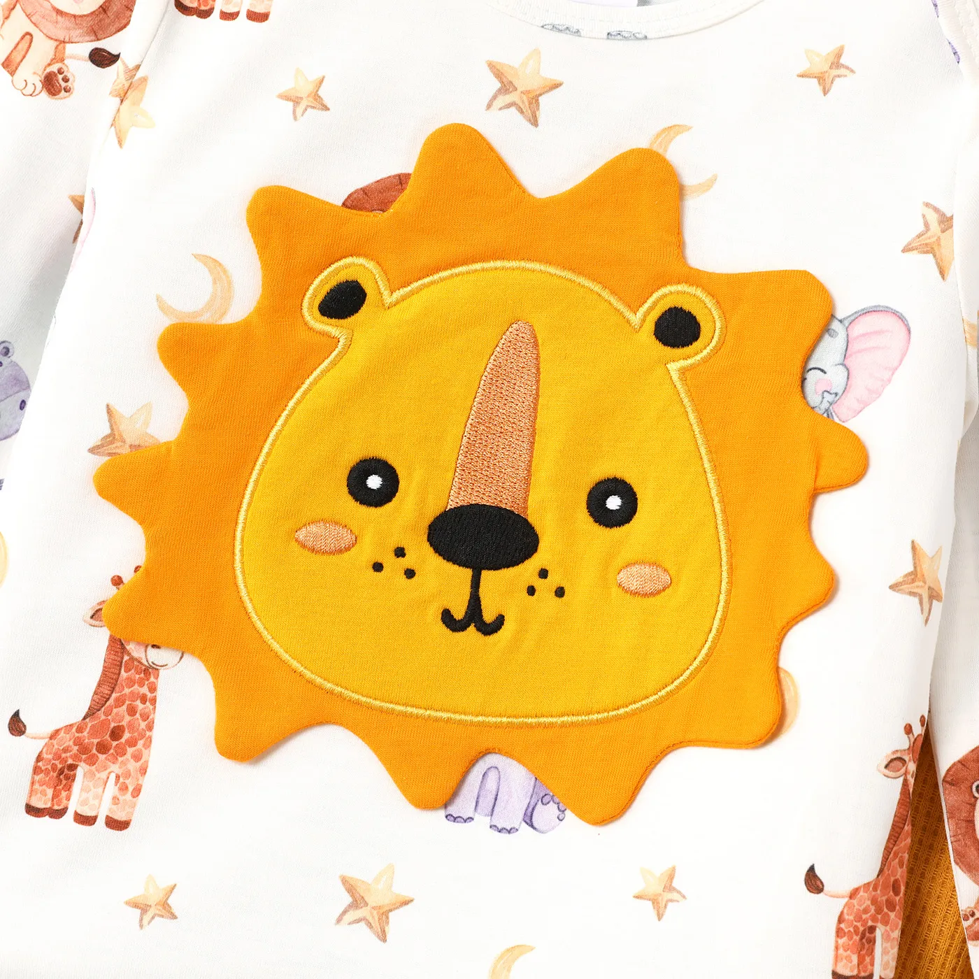 3pcs Baby Boy Long-sleeve Lion Graphic Naia™ Sweatshirt and Solid Sweatpants & Hat Set ColorBlock image 6