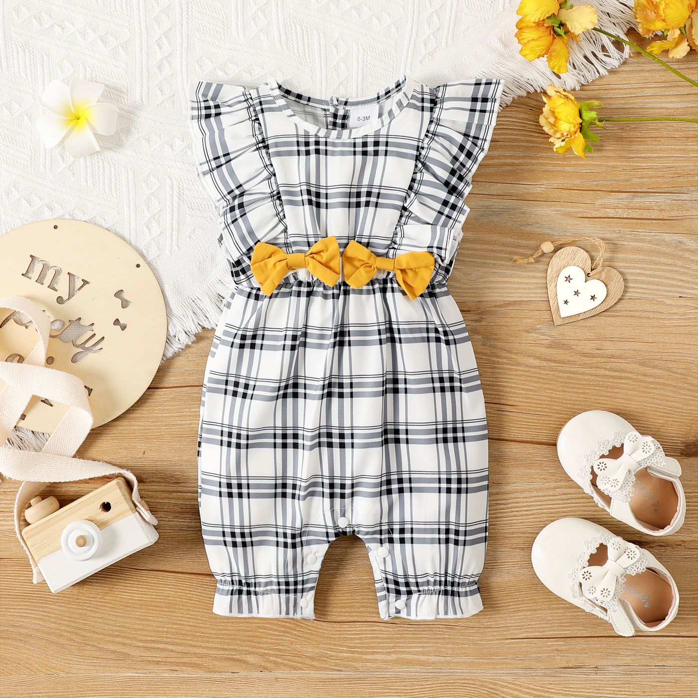 

Baby Girl Bow Front Plaid Ruffle Trim Sleeveless Jumpsuit