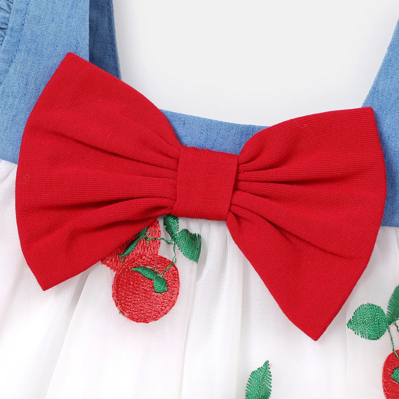 Baby Girl Cherry Print Bow Front Flutter-sleeve Dress White image 4