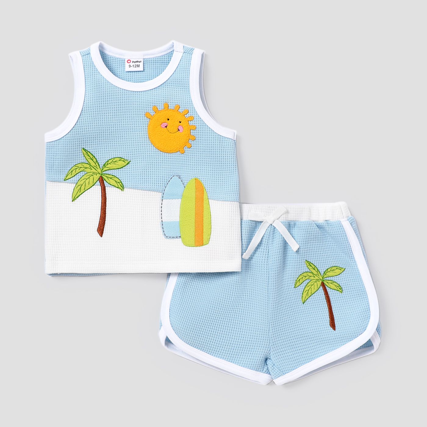 

2pcs Baby Boy Coconut Tree Embroidered Colorblock Waffle Tank Top & Shorts Set