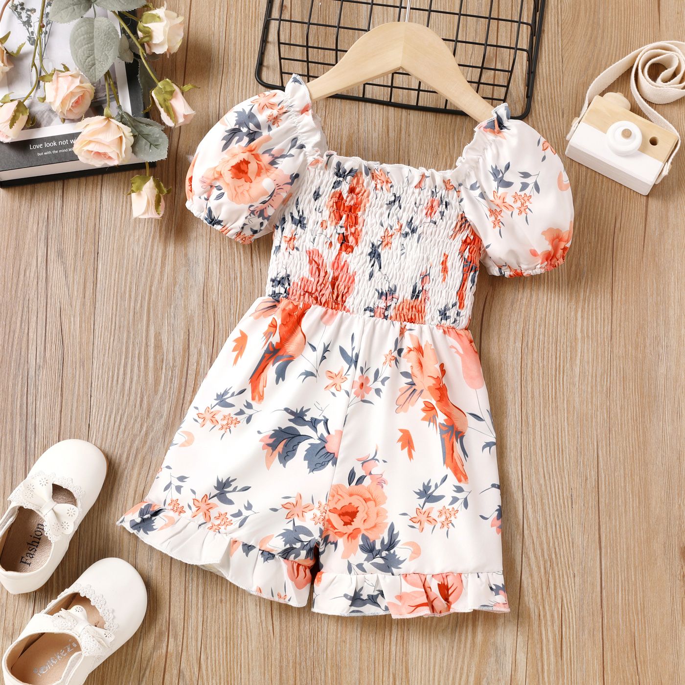 

Toddler Girl Sweet Floral Print Puff Sleeve Smocked Romper