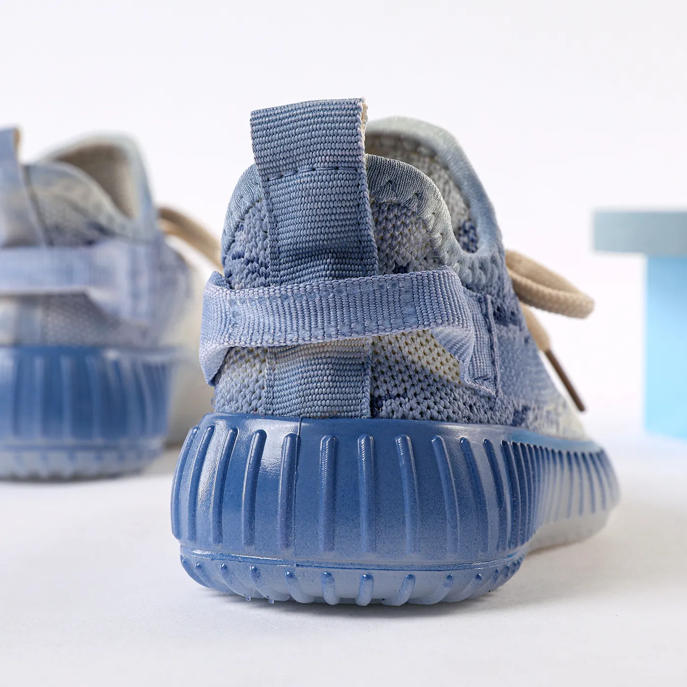 Kid Breathable Mesh Sports Shoes Blue image 3