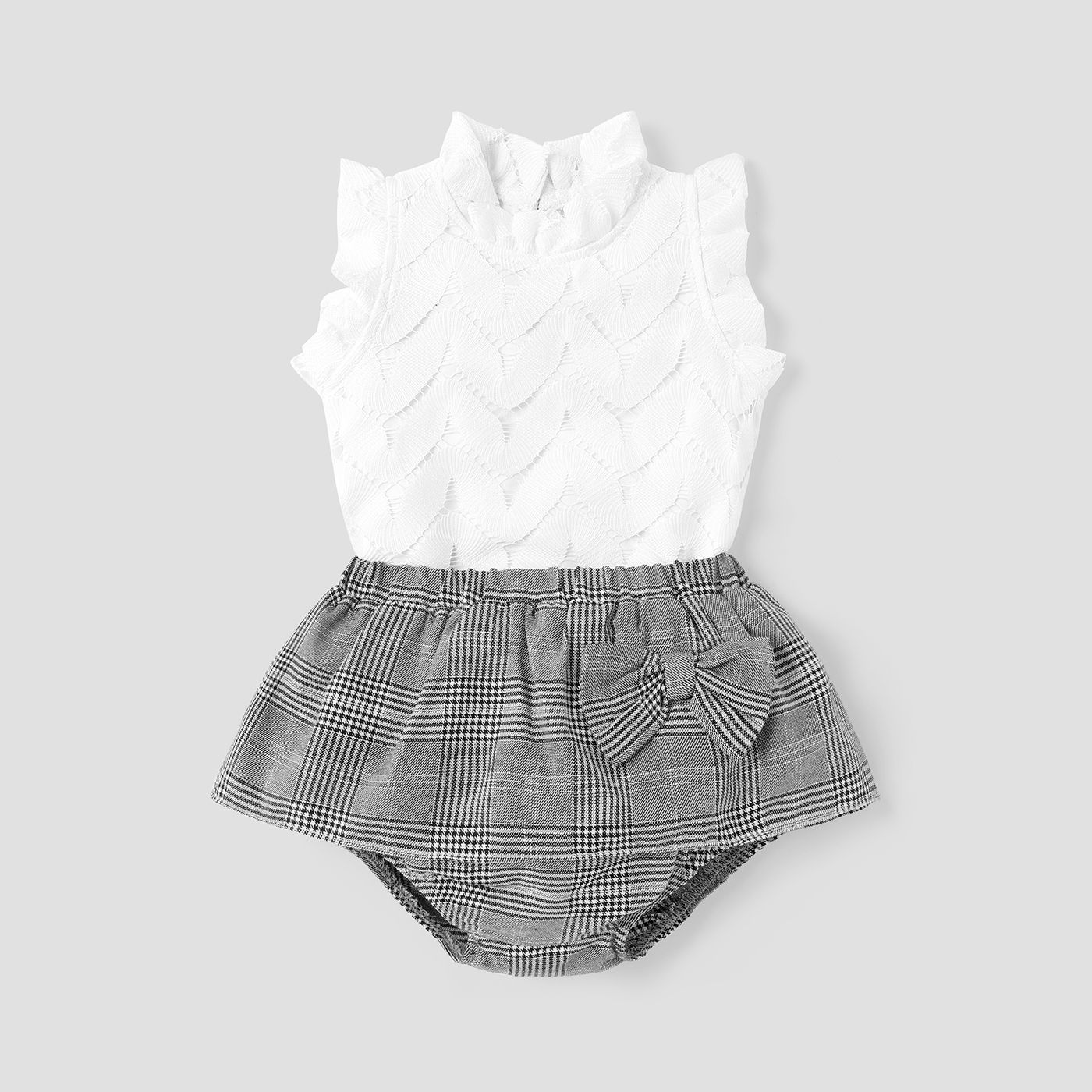 2pcs Baby Girl Ruffle Collar Flutter-sleeve Lace Tee and Plaid Bowknot Design Shorts Set