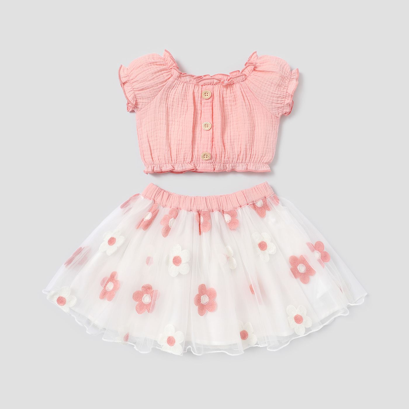 

2pcs Toddler Girl Off Shoulder Ruffled Button Design Tee and Floral Embroidered Mesh Skirt Set