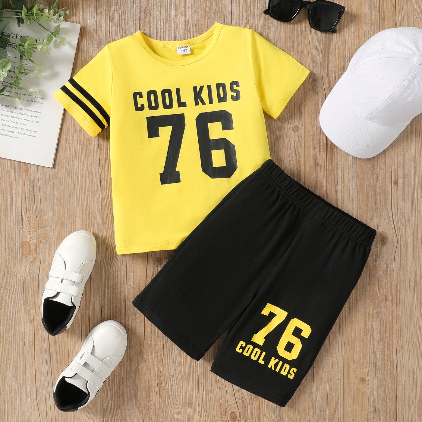 

2pcs Kid Boy Letter Print Short-sleeve Tee and Elasticized Shorts Set