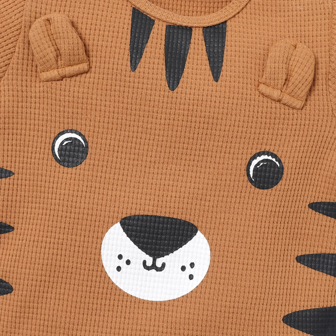 2pcs Baby Boy Animal Print 3D Ears Detail Short-sleeve Tee & Shorts Set Khaki image 3