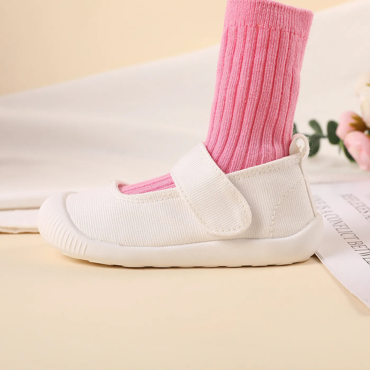 Toddler/Kid Solid Velcro Sport Shoes White image 4