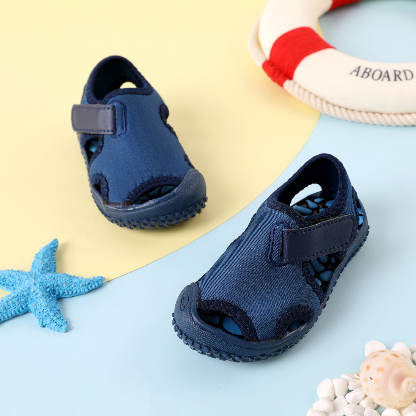 

Toddler/Kid Non-slip Quick Dry Lining Texture Beach Sandals