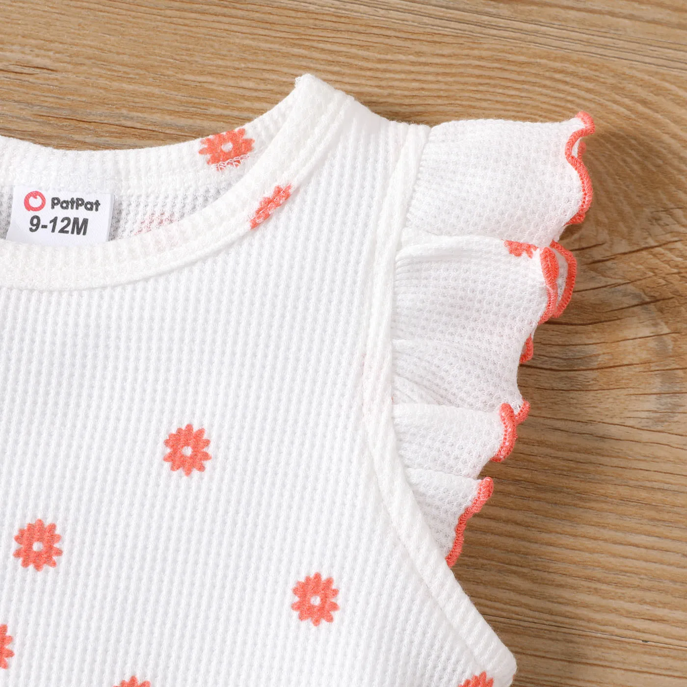 2pcs Baby Girl Floral Print Flutter-sleeve Top and 100% Cotton Overall Dress Set REDWHITE image 4