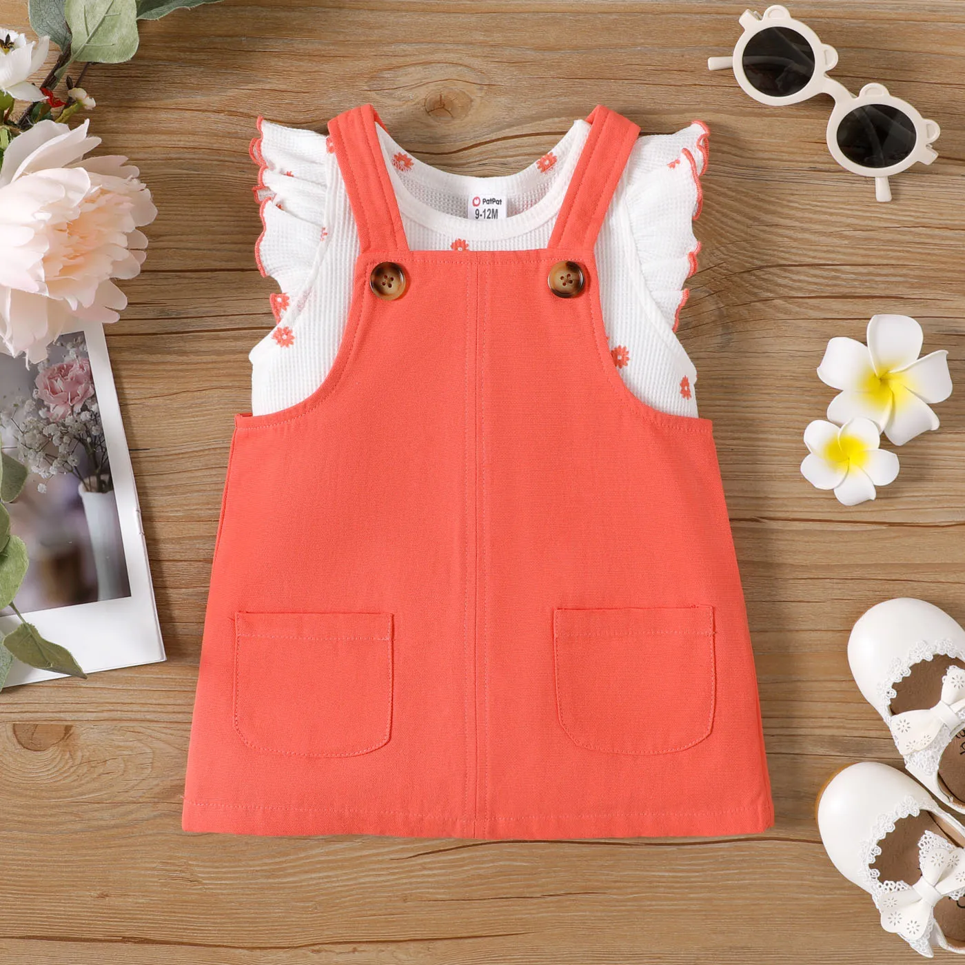 2pcs Baby Girl Floral Print Flutter-sleeve Top and 100% Cotton Overall Dress Set REDWHITE image 3