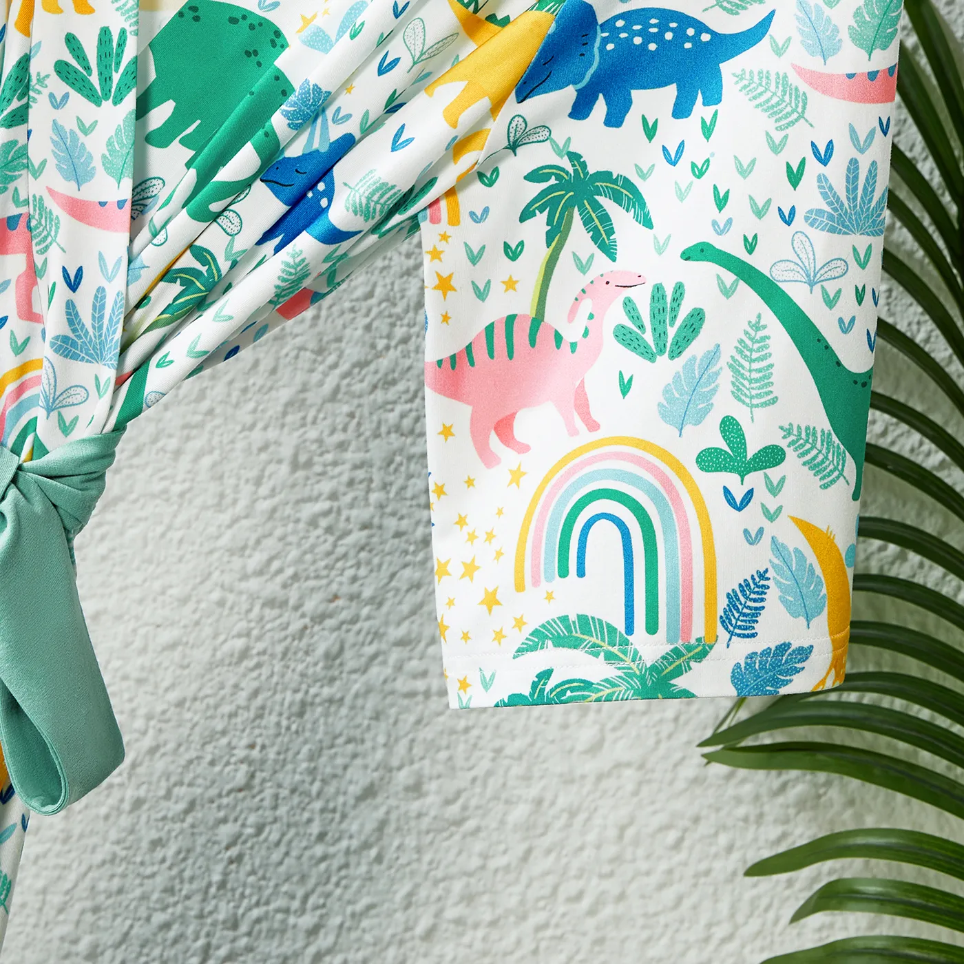 Family Matching Allover Colorful Dinosaur Print Belted Robe and Swaddle Blanket or Cotton Letter Graphic Short-sleeve Tee Sets Multi-color image 6