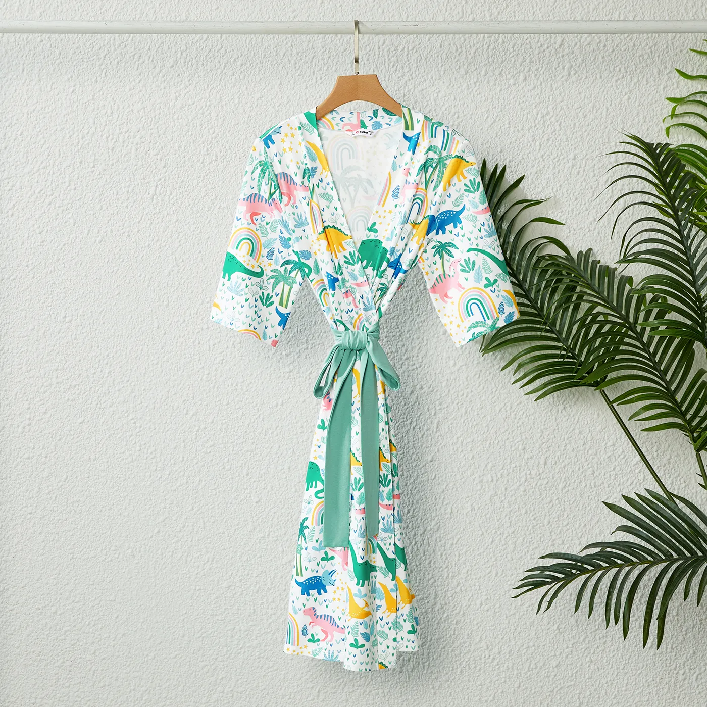 Family Matching Allover Colorful Dinosaur Print Belted Robe and Swaddle Blanket or Cotton Letter Graphic Short-sleeve Tee Sets Multi-color image 5