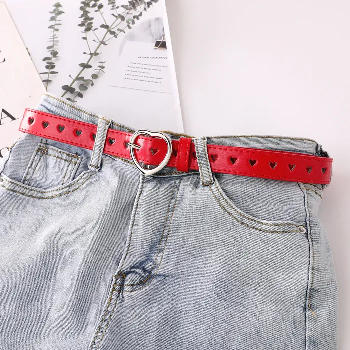 Moda para niños Hollow Heart Shaped Heart Buckle Belt