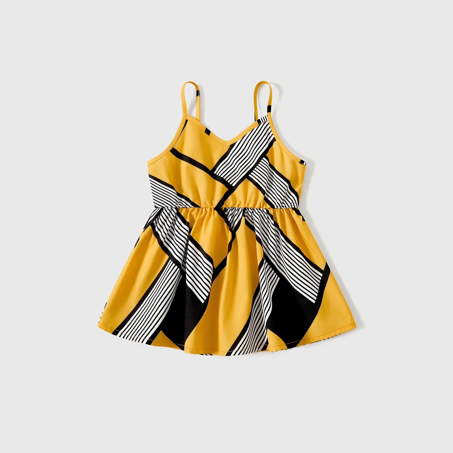 Family Matching Cotton Colorblock Short-sleeve Tee and Allover Geo Print Cami Tops  big image 10