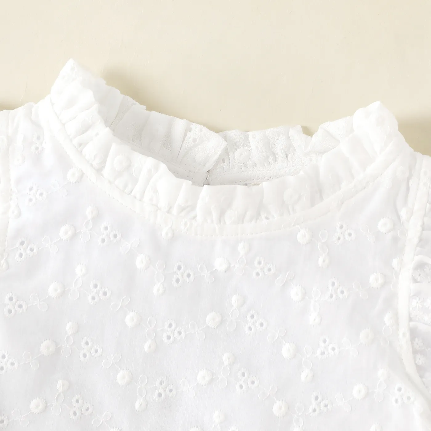 Baby Girl 100% Cotton Textured Flutter-sleeve Top  image 3