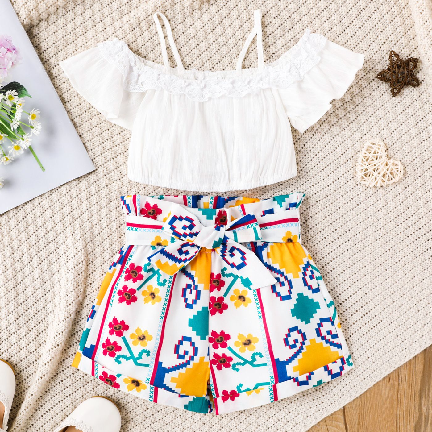 

3pcs Toddler Girl Cotton Off Shoulder Slip Blouse and Floral Print & Belt Set