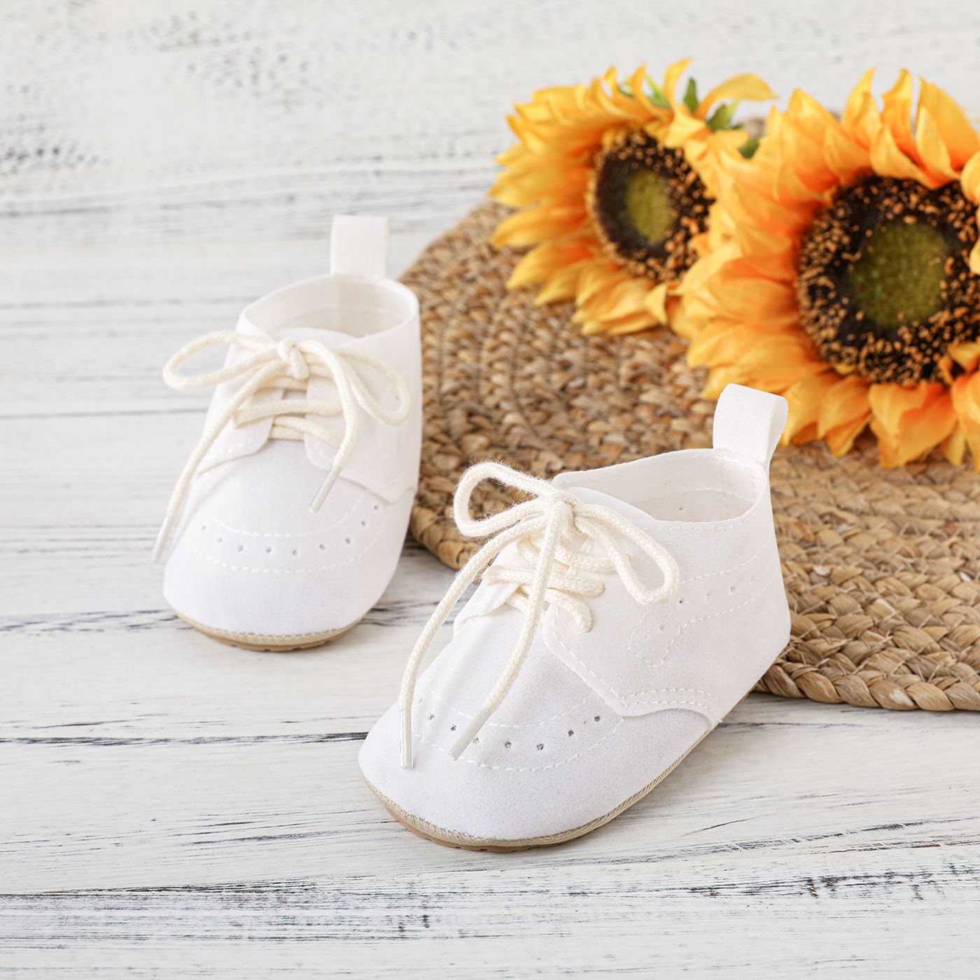 

Baby Non-slip Breathable Wear-resistant Front Lace up Shoes