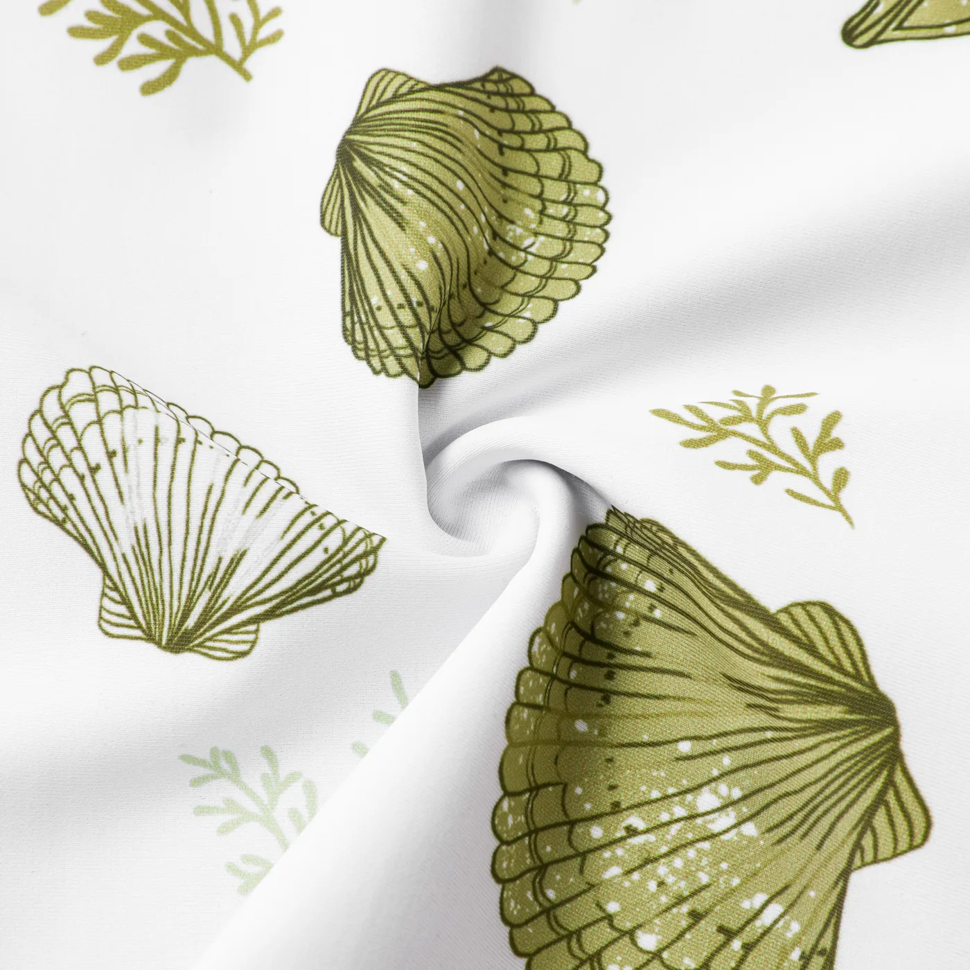 2pcs Baby Boy Allover Scallop Print Short-sleeve Two-piece Swimsuit Set Green/White image 5