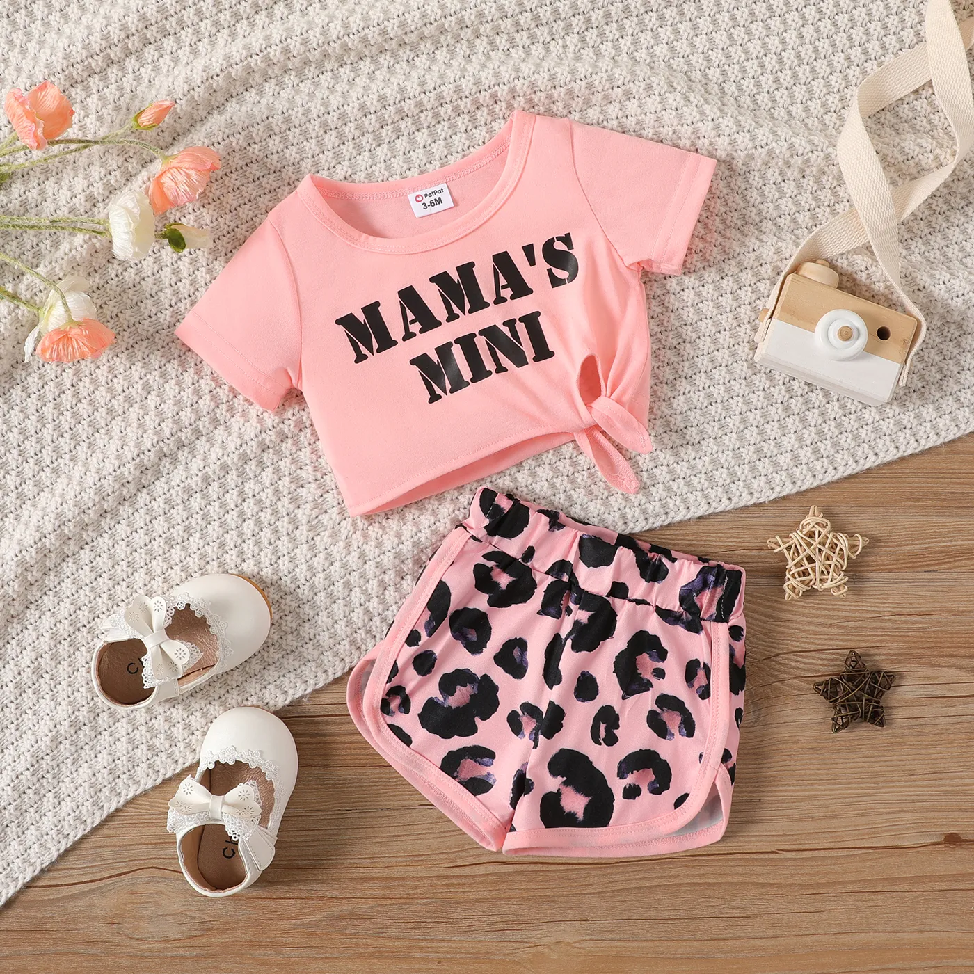 

2pcs Baby Girl Letter Print Knot Front Short-sleeve Crop Top and Leopard Print Shorts Set