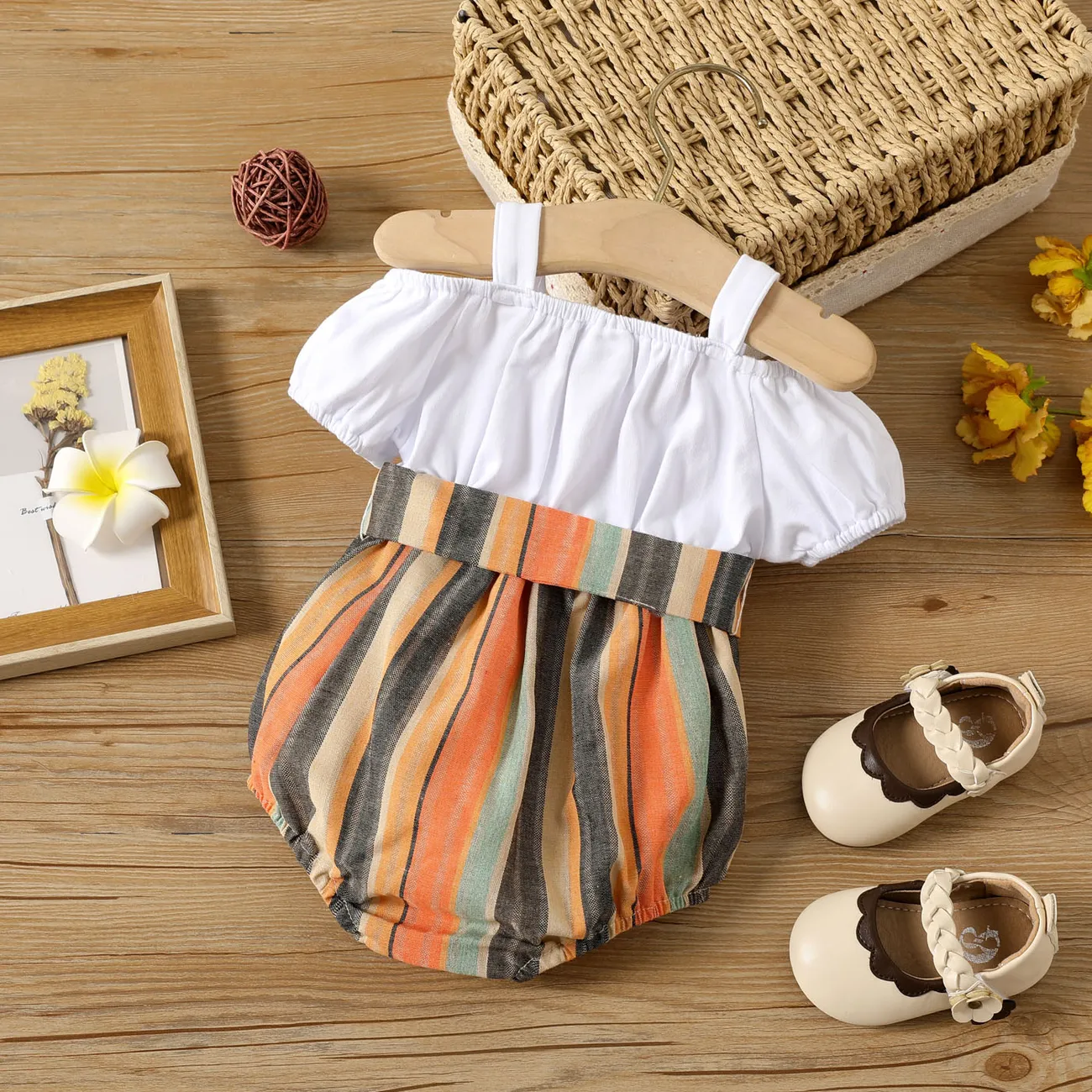 Baby Girl Cotton Cold Shoulder Puff-sleeve Spliced Striped Belted Romper White big image 1